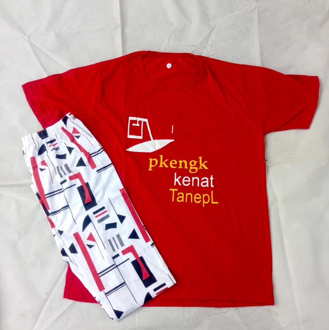 Woman Cotton printedNight suit Red Black Medium to XL